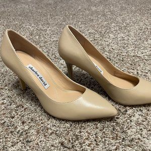 Charles David Nude Pumps / Heels